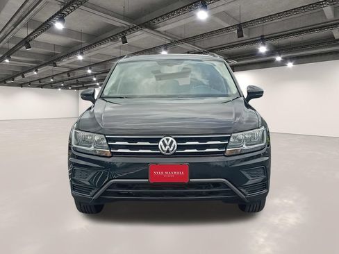 Used 2021 Volkswagen Tiguan SE FWD image 18