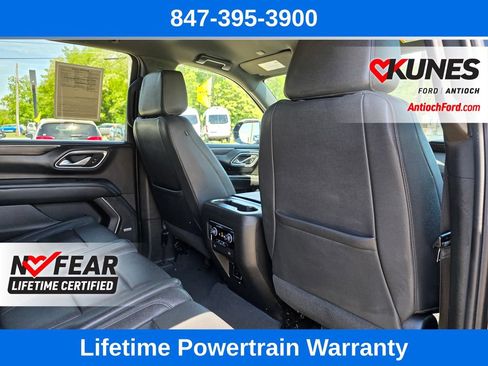 Used 2023 Chevrolet Suburban LT AWD/4WD image 31
