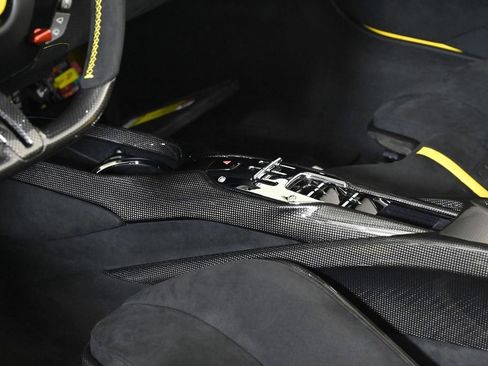 Used 2024 Ferrari 296 GTS image 17