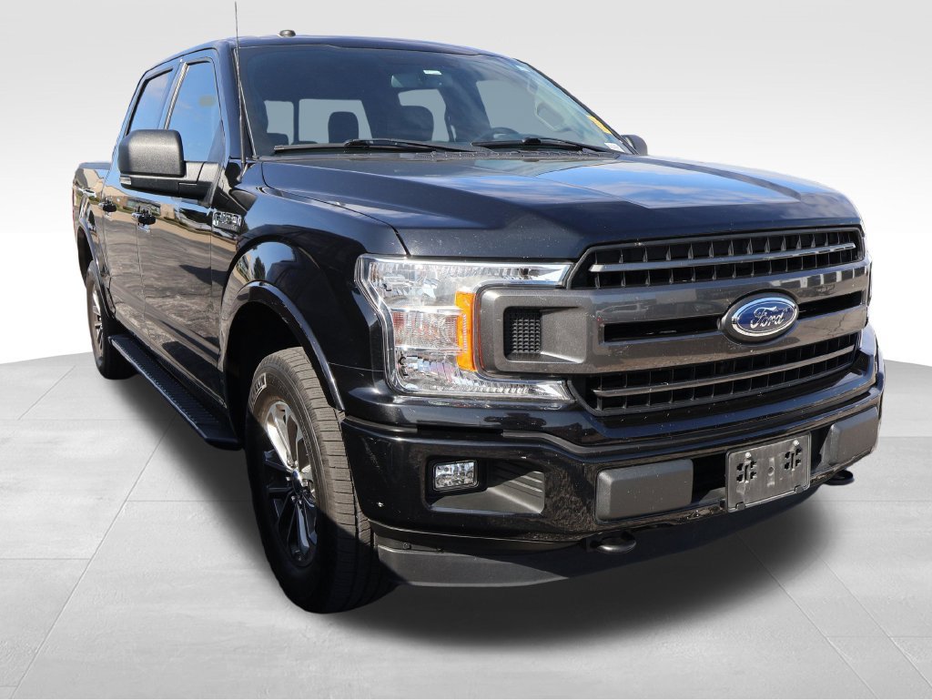 Used 2018 Ford F150 XLT w/ Equipment Group 302A Luxury AWD/4WD image 13