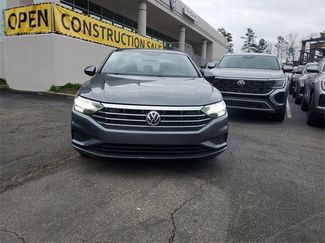 Used 2021 Volkswagen Jetta SE video 2