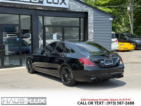 Used 2018 Mercedes-Benz C 300 4MATIC Sedan w/ Premium Package image 16