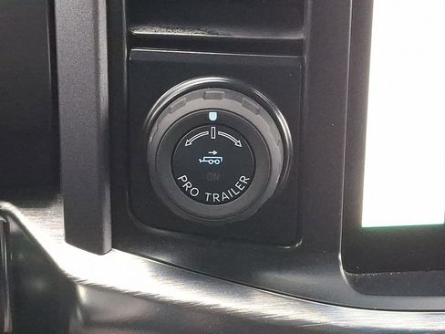 Used 2022 Ford F150 Lariat image 22