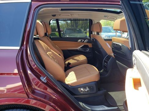 Certified 2025 BMW X7 xDrive40i AWD/4WD image 15