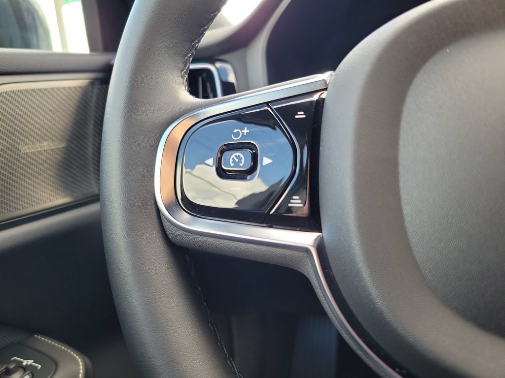 Used 2024 Volvo S60 B5 Plus w/ Climate Package AWD/4WD image 23
