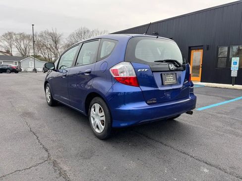 Used 2010 Honda Fit image 2