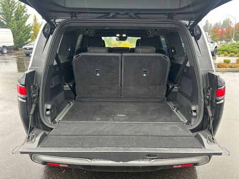 Used 2023 Rivian R1S Adventure image 31