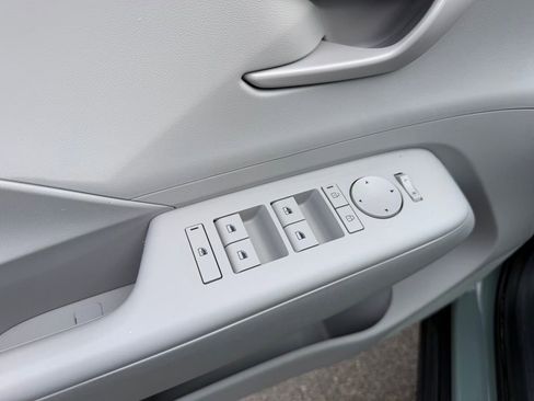 Used 2026 Hyundai Kona SE AWD/4WD image 15