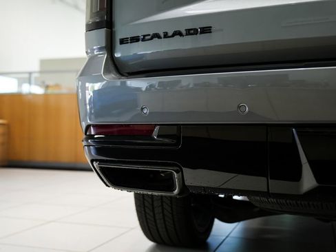 Used 2026 Cadillac Escalade Sport w/ Touring Package AWD/4WD image 12