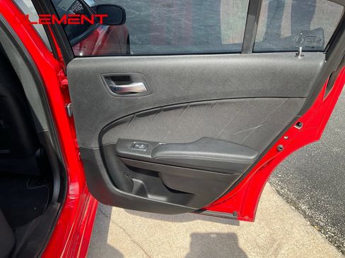 Used 2022 Dodge Charger R/T w/ Blacktop Package RWD image 29