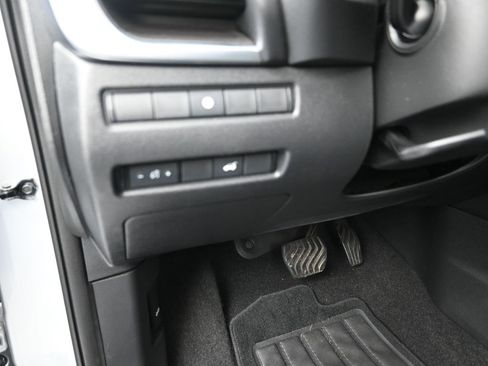 Used 2021 Nissan Rogue SL w/ Premium Package image 12