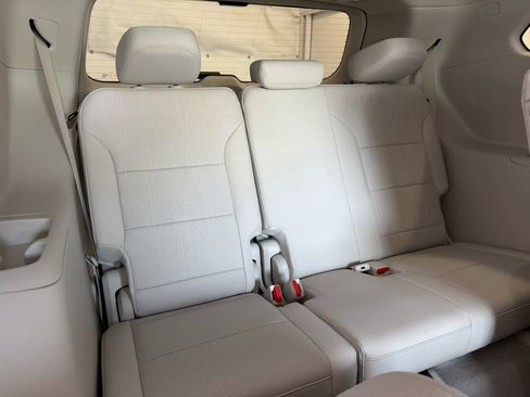 New 2026 Buick Enclave Avenir w/ Super Cruise Package image 39