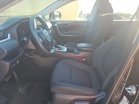 Used 2024 Toyota RAV4 LE image 6