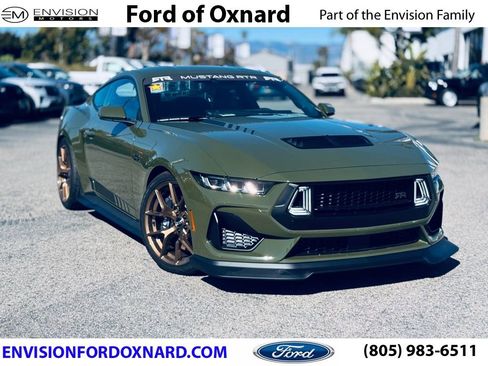 Used 2025 Ford Mustang GT Premium w/ GT Performance Package RWD image 1
