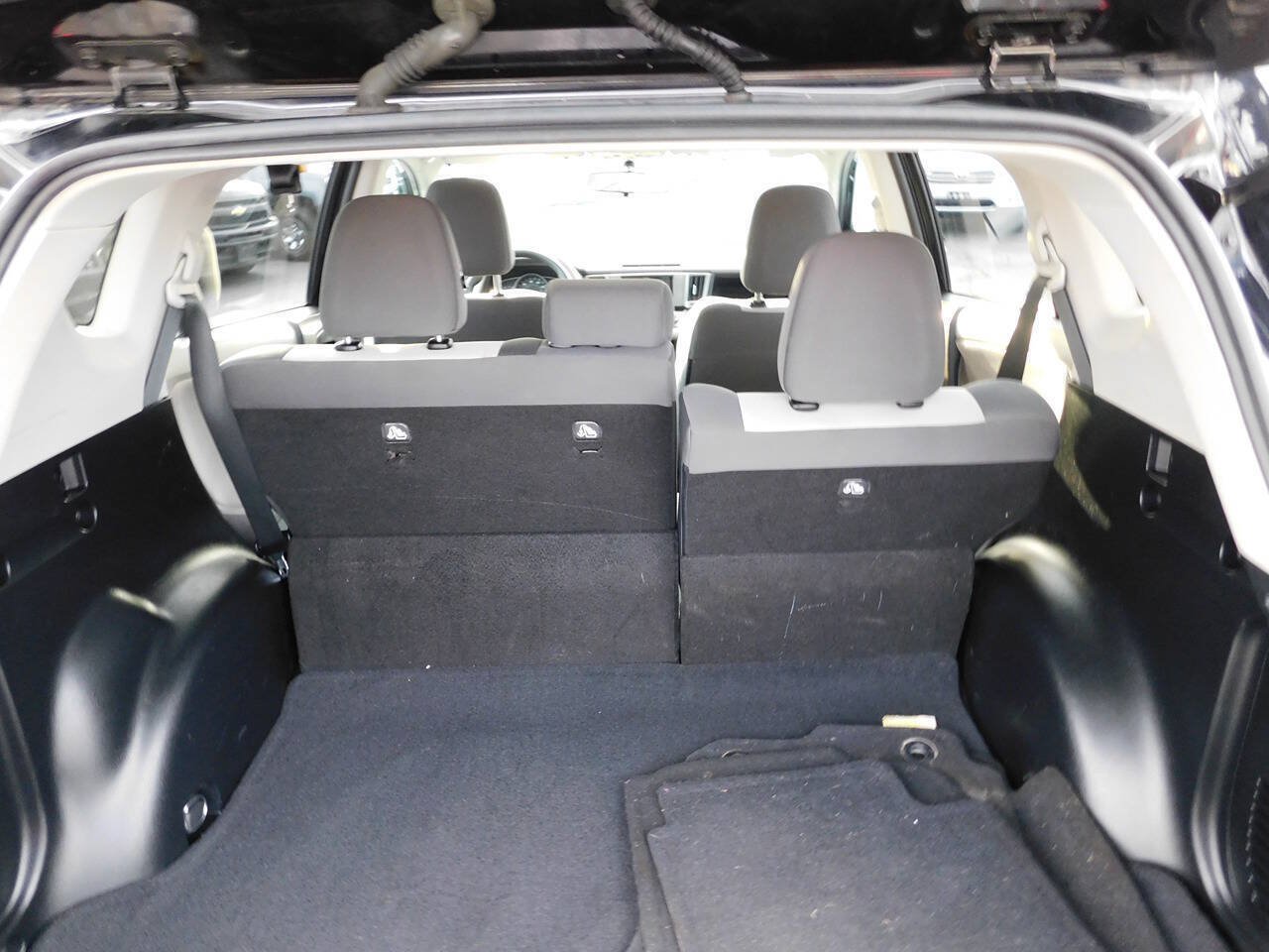 Used 2013 Toyota RAV4 XLE AWD/4WD image 20