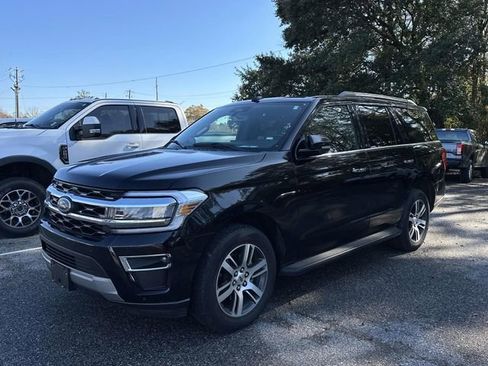 Certified 2024 Ford Expedition Limited image 13