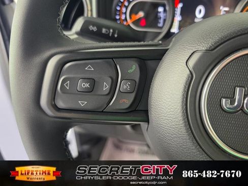 New 2026 Jeep Gladiator Mojave AWD/4WD image 17