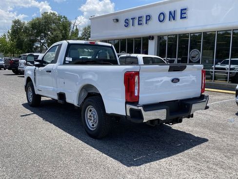 New 2025 Ford F250 XL w/ XL Driver Assist Package RWD image 7