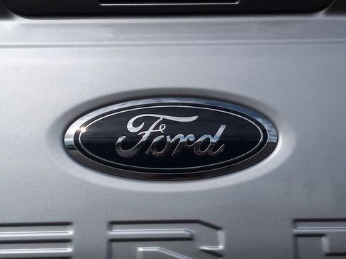 Used 2023 Ford F350 Lariat w/ Lariat Ultimate Package image 29