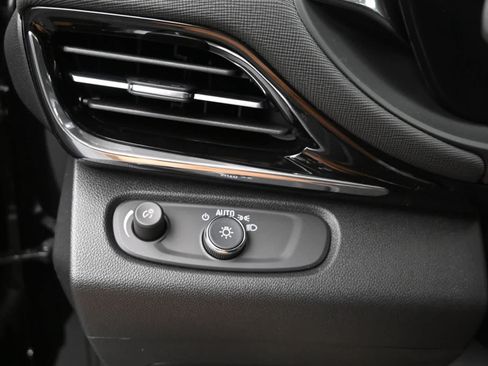 New 2026 Buick Envista Sport Touring w/ Convenience I Package FWD image 24