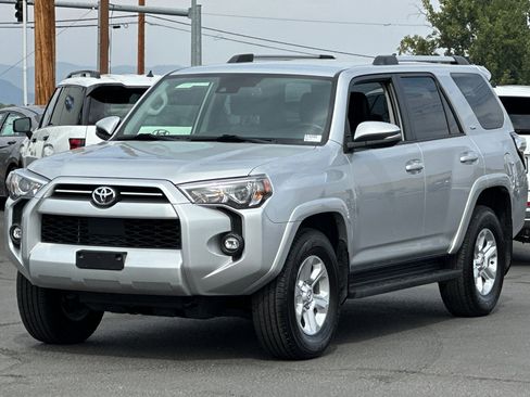 Used 2024 Toyota 4Runner SR5 Premium image 8