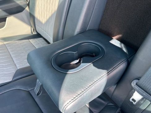 Used 2021 Ford F150 Limited image 17