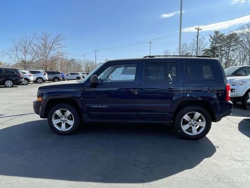 Used 2016 Jeep Patriot Latitude w/ Sun/Sound Group image 2