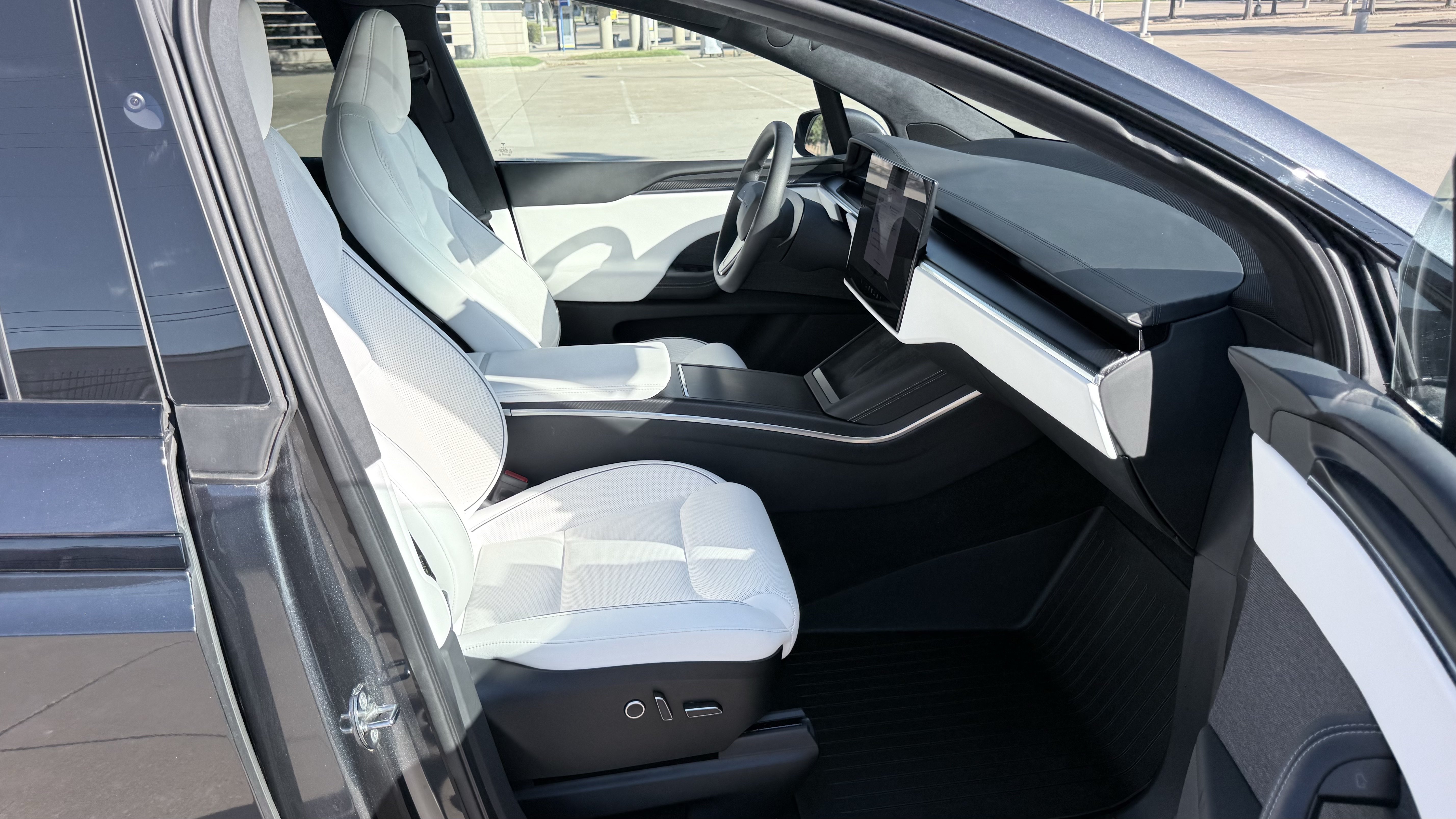 Used 2024 Tesla Model X Plaid AWD/4WD image 48