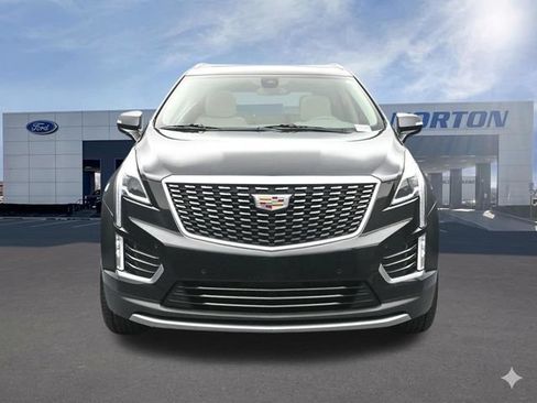 Used 2022 Cadillac XT5 Premium Luxury FWD image 3