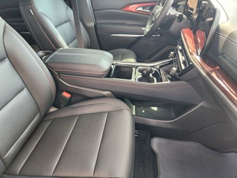 New 2026 Chevrolet Traverse Z71 w/ Driver Confidence Package image 10