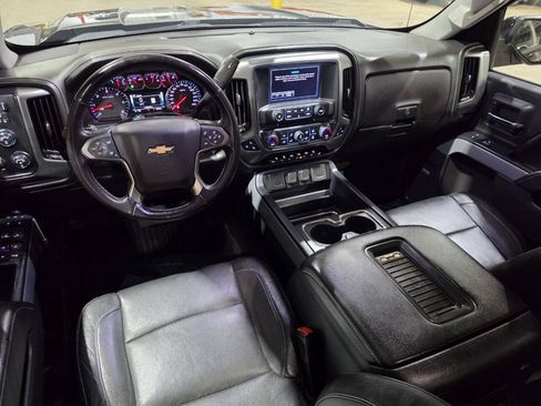 Used 2018 Chevrolet Silverado 1500 LTZ Z71 w/ LTZ Plus Package AWD/4WD image 34