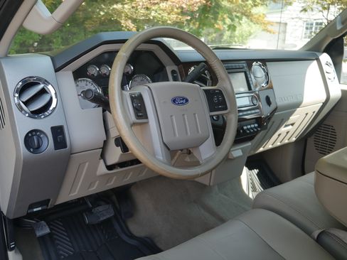 Used 2008 Ford F450 Lariat AWD/4WD image 4