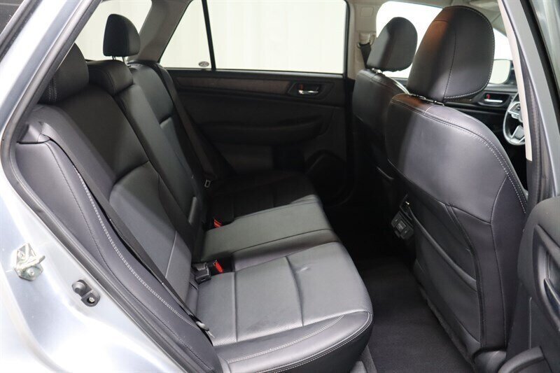 Used 2018 Subaru Outback 2.5i Limited AWD/4WD image 29