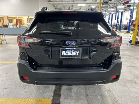 Certified 2023 Subaru Outback Onyx Edition image 7