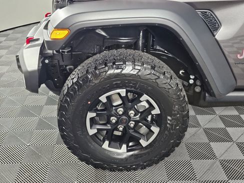 New 2026 Jeep Wrangler Unlimited Rubicon AWD/4WD image 10