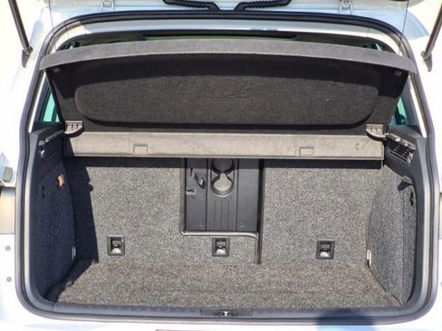 Used 2017 Volkswagen Tiguan Sport image 36