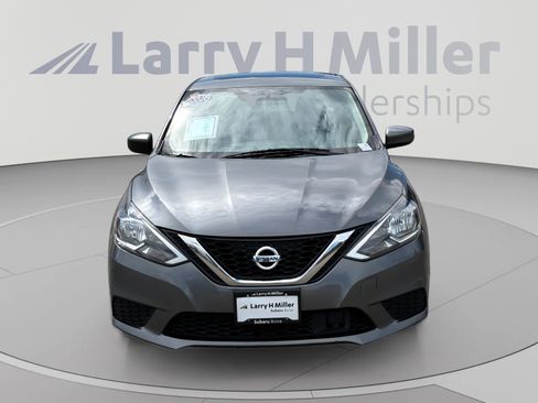 Used 2019 Nissan Sentra SV w/ Special Edition Package FWD image 8
