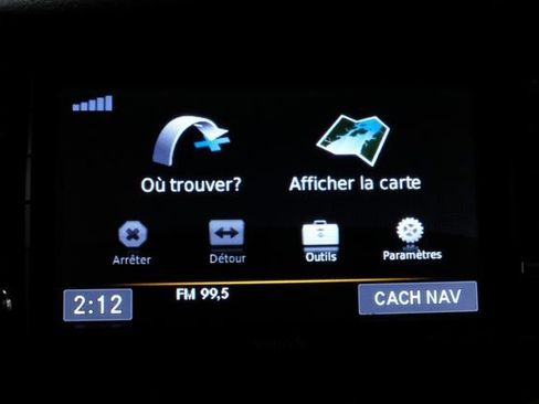 Used 2018 Jeep Wrangler Unlimited Sahara w/ Connectivity Group image 24