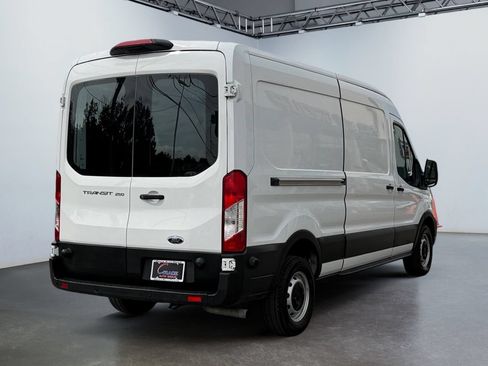 Used 2026 Ford Transit 250 148 Medium Roof RWD image 5
