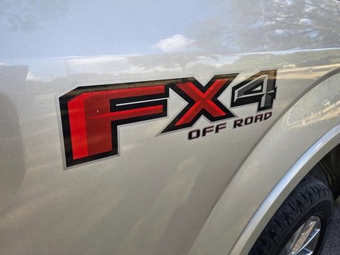 Used 2017 Ford F150 Lariat w/ Equipment Group 502A Luxury image 23