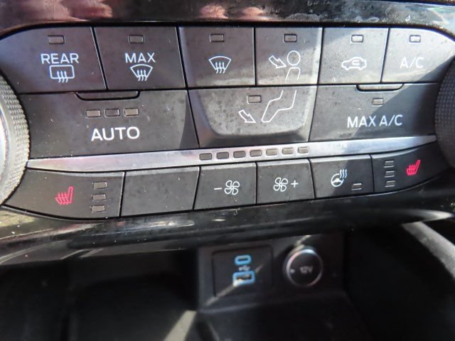Used 2021 Ford Escape SEL w/ SEL Stealth AWD Package image 24