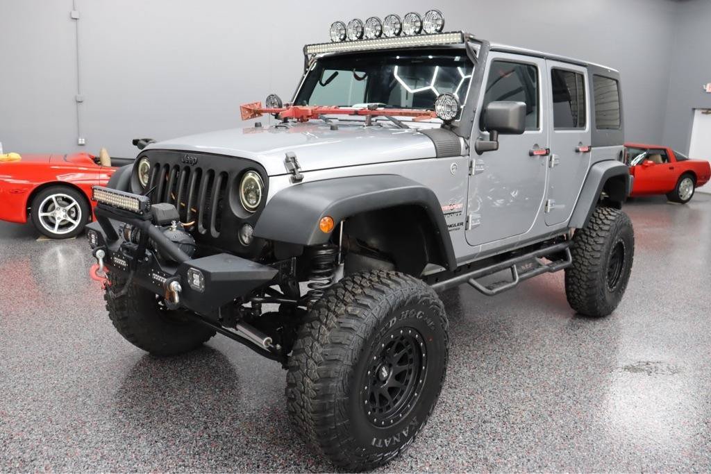 Used 2014 Jeep Wrangler Unlimited Sport w/ Quick Order Package 24S AWD/4WD image 10