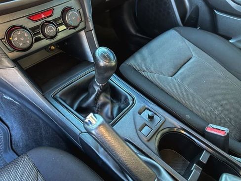 Used 2019 Subaru Impreza 2.0i image 19