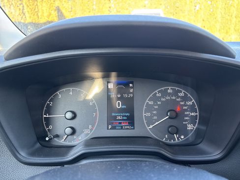 Certified 2024 Toyota Corolla LE image 21