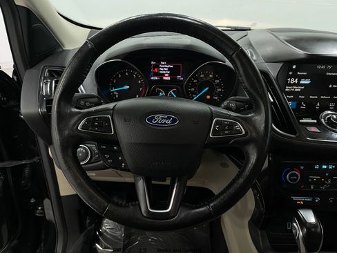 Used 2019 Ford Escape Titanium FWD image 22