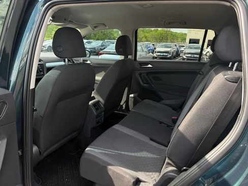 Used 2018 Volkswagen Tiguan S FWD image 9