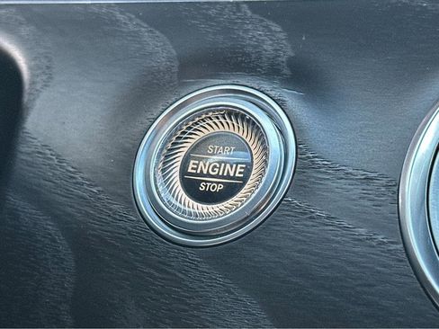 Used 2019 Mercedes-Benz E 300 image 24