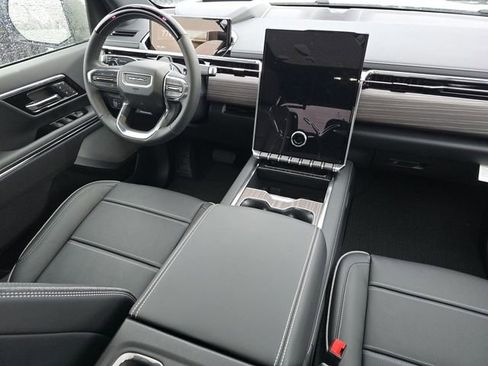 New 2025 GMC Sierra EV Denali image 29