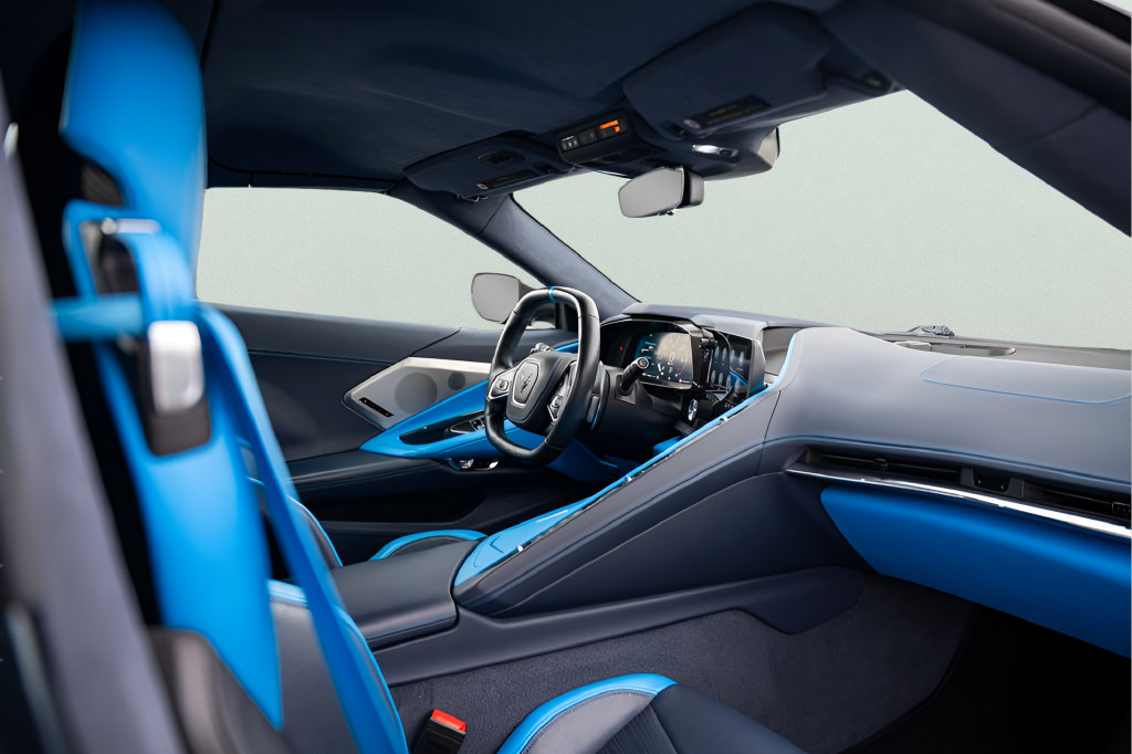 Used 2020 Chevrolet Corvette Stingray Premium Conv w/ 3LT Preferred Equipment Group RWD image 31