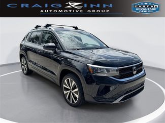 Used 2022 Volkswagen Taos SE image 1